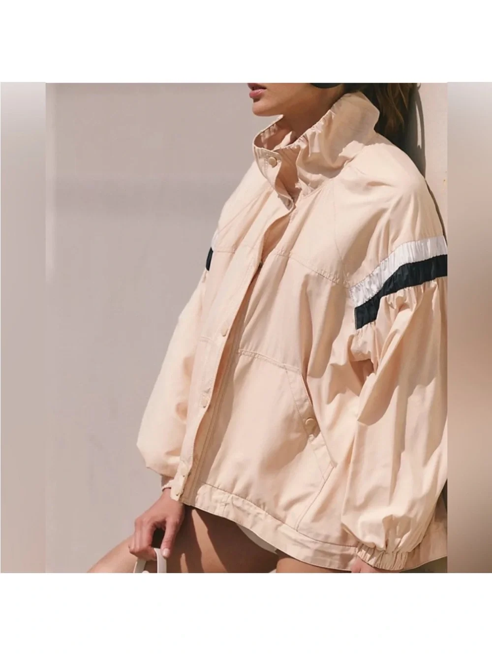 Free People Movement On The Go Windbreaker. NWT. Khaki combo